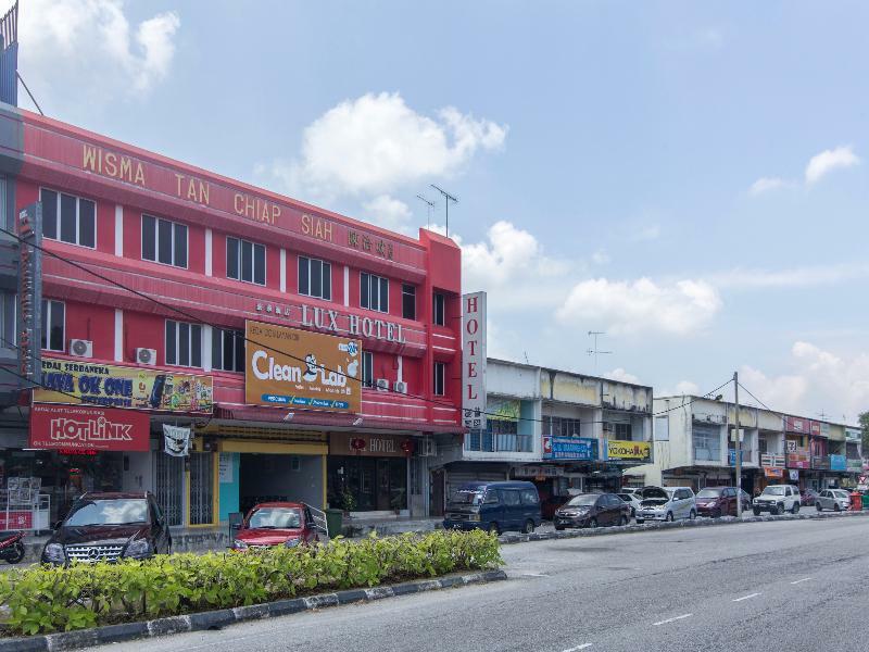 Lux Hotel Teluk Intan Exterior foto