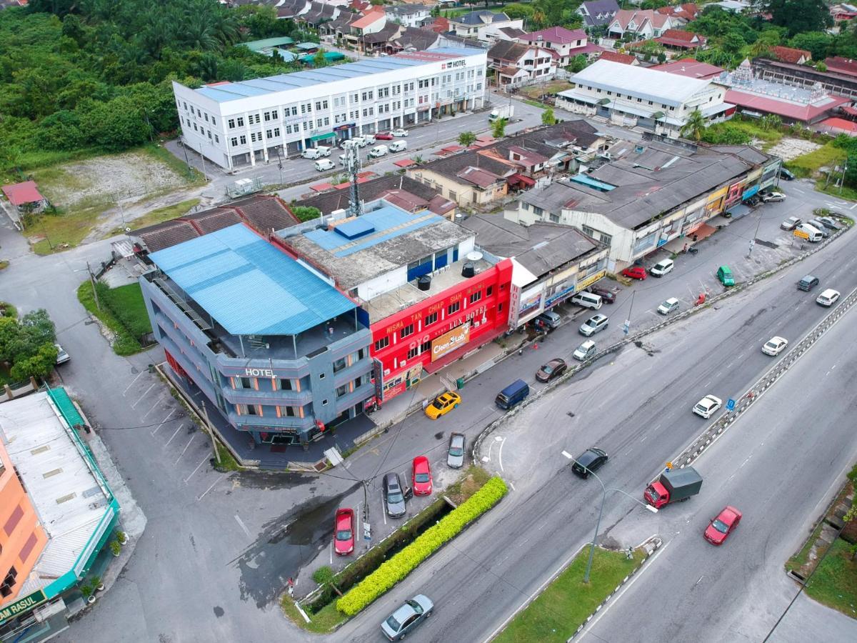 Lux Hotel Teluk Intan Exterior foto